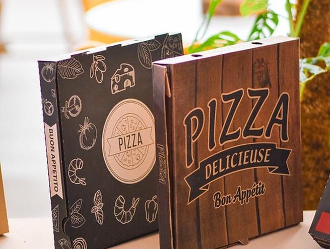 Boites à pizza surgelées 