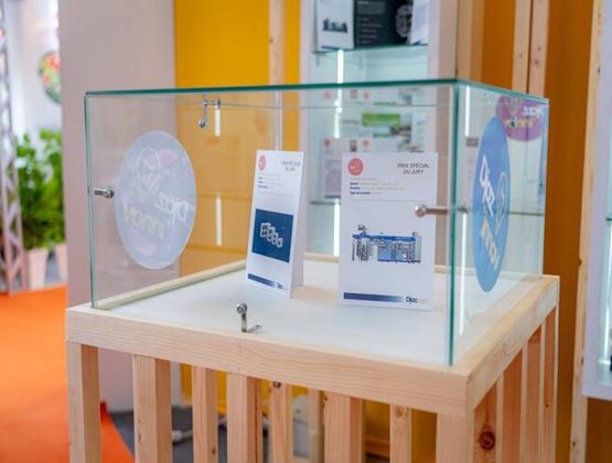 Prix spécial du jury décerné à la ligne Sincrojet, présenté dans une vitrine.
